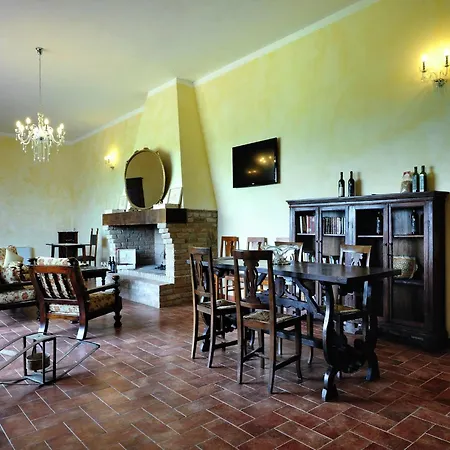 Charming Tuscan *